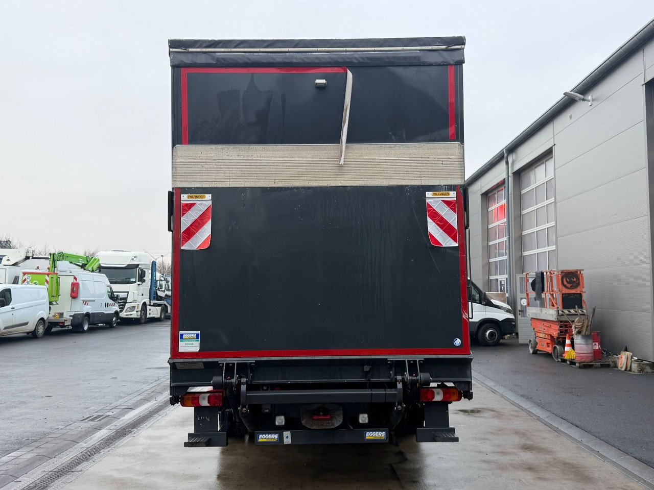 Mercedes-Benz Atego 1530 Pritsche/Plane, Palfinger Lbw, Edscha - Curtain side truck: picture 4 Mercedes-Benz Atego 1530 Pritsche/Plane, Palfinger Lbw, Edscha - Curtain side truck: picture 4