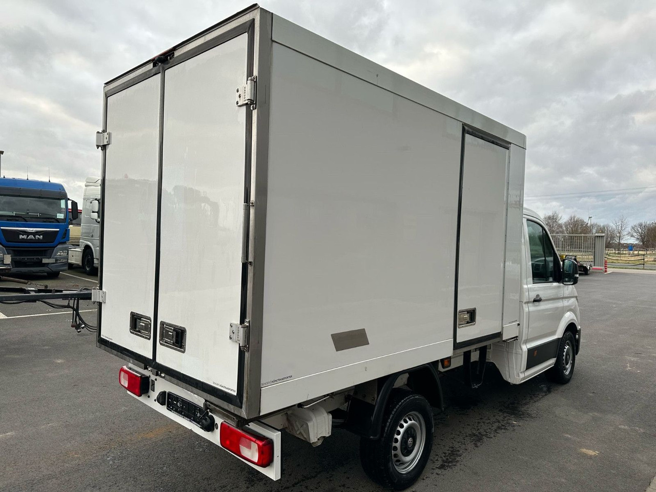 Volkswagen Crafter Frisch-Kühler*Mot. neu -überholt*Top!! - Refrigerated delivery van: picture 3 Volkswagen Crafter Frisch-Kühler*Mot. neu -überholt*Top!! - Refrigerated delivery van: picture 3