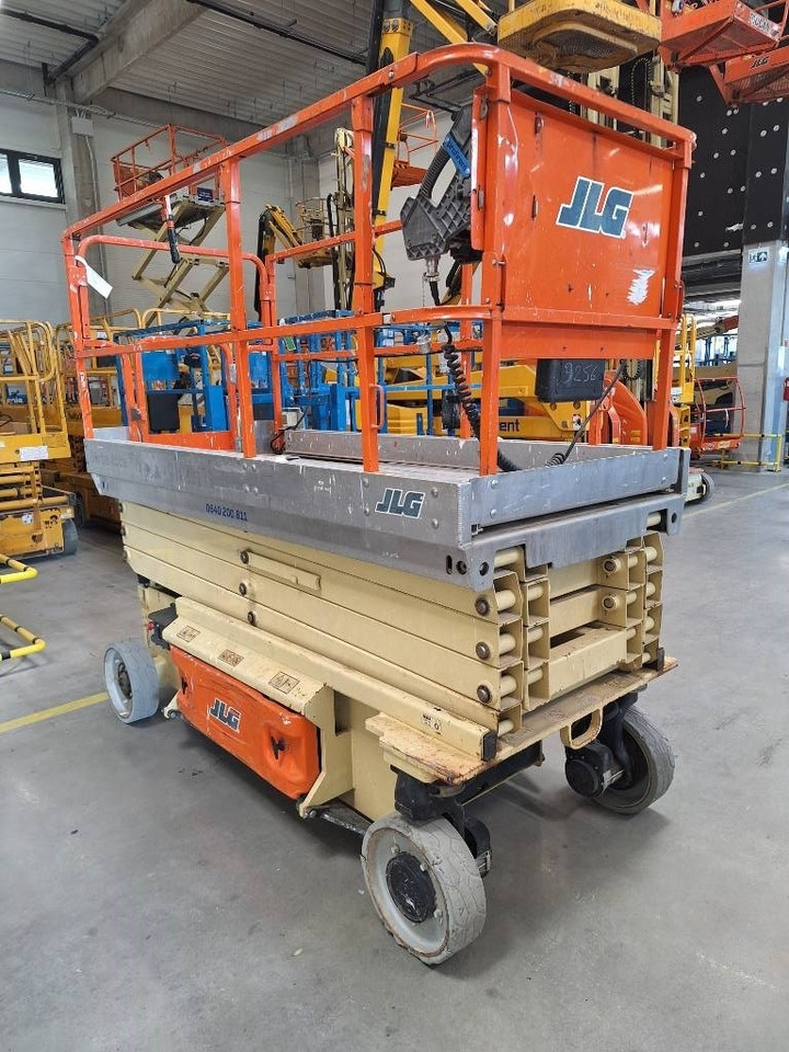 JLG 2646 ES - Scissor lift: picture 1 JLG 2646 ES - Scissor lift: picture 1