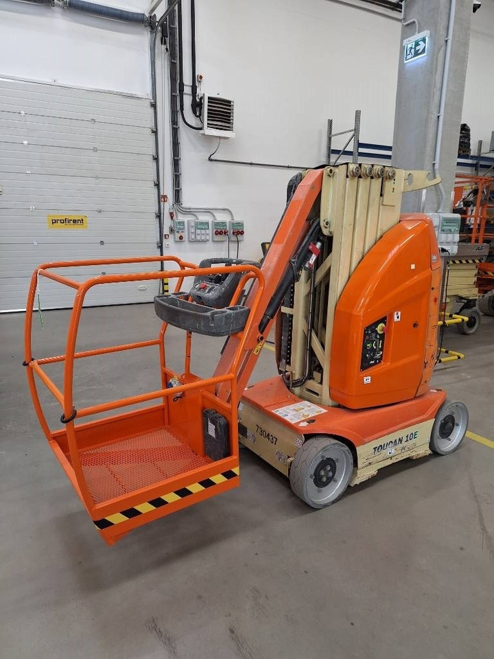 JLG Toucan 10 E - Vertical mast lift: picture 3 JLG Toucan 10 E - Vertical mast lift: picture 3