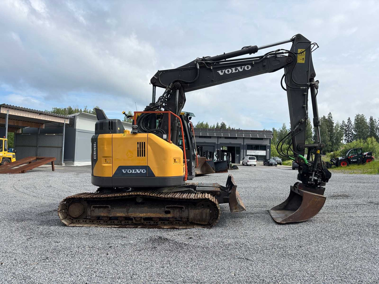 Crawler excavator Volvo ERC145EL - Crawler excavator: picture 4 Crawler excavator Volvo ERC145EL - Crawler excavator: picture 4