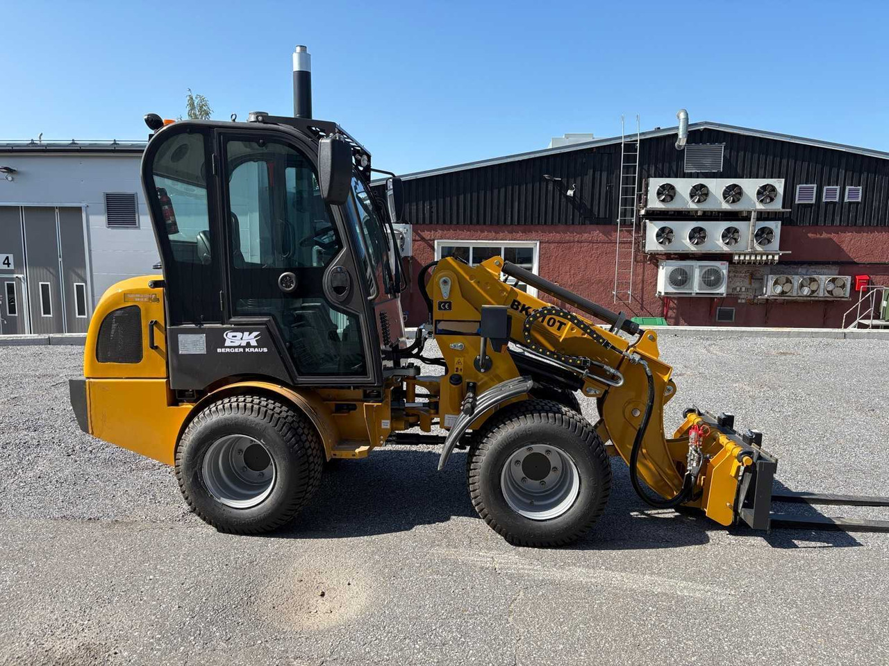 Wheel loader Berger Kraus 810T - Telescopic wheel loader: picture 4 Wheel loader Berger Kraus 810T - Telescopic wheel loader: picture 4