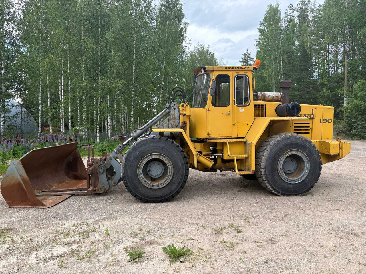 Wheel loader Volvo BM L90 5.5 - Wheel loader: picture 2 Wheel loader Volvo BM L90 5.5 - Wheel loader: picture 2