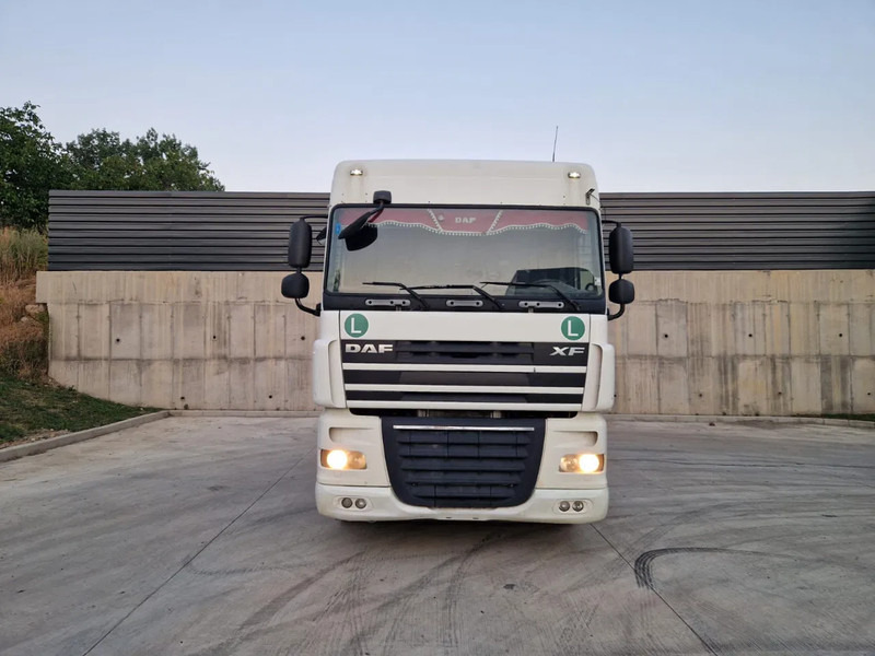 DAF XF 106.460 - Terminal tractor: picture 1 DAF XF 106.460 - Terminal tractor: picture 1