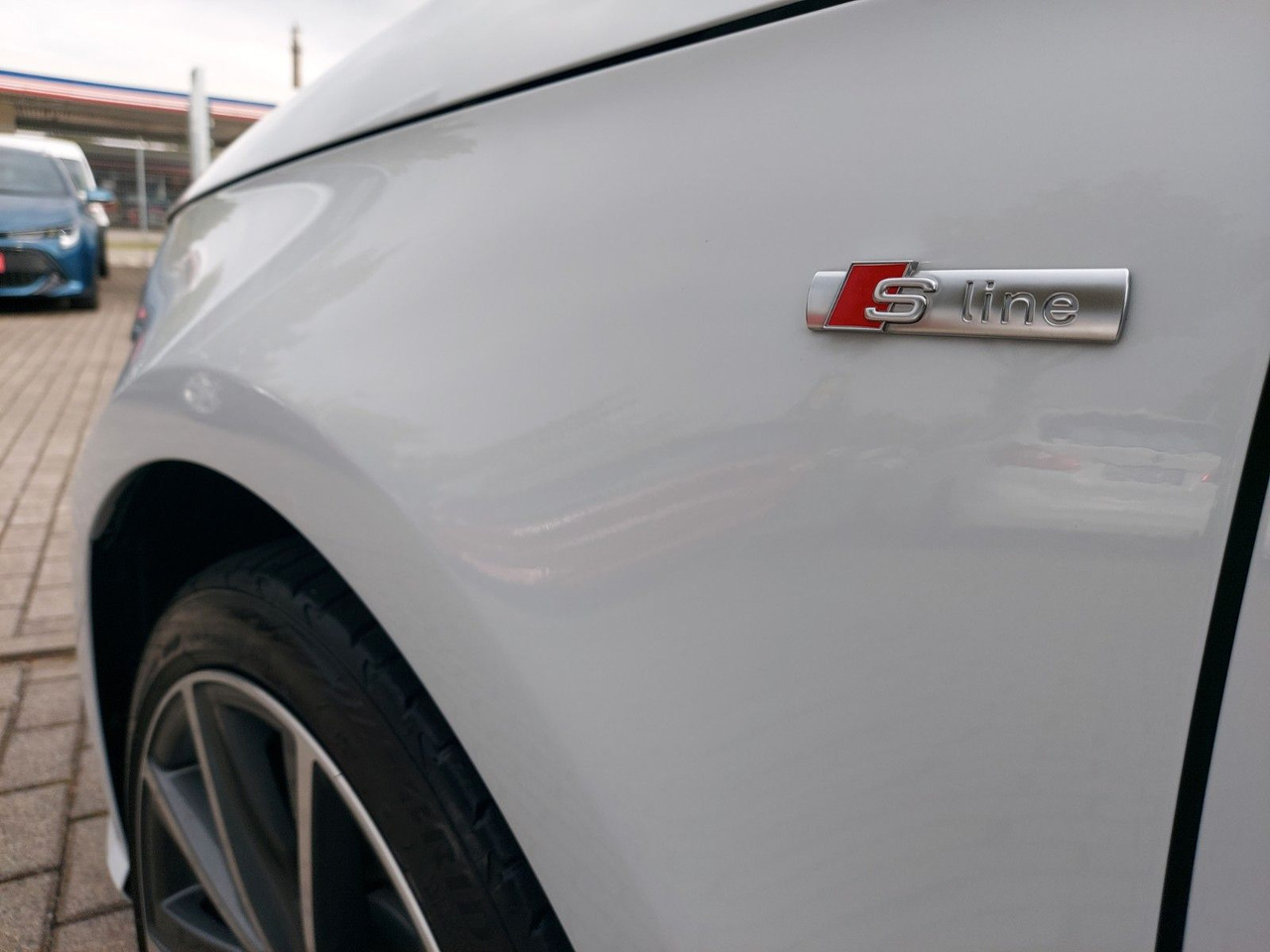 Audi A1 Sportback sport S-Line Pano Bose Xenon DAB - Sedan: picture 5 Audi A1 Sportback sport S-Line Pano Bose Xenon DAB - Sedan: picture 5