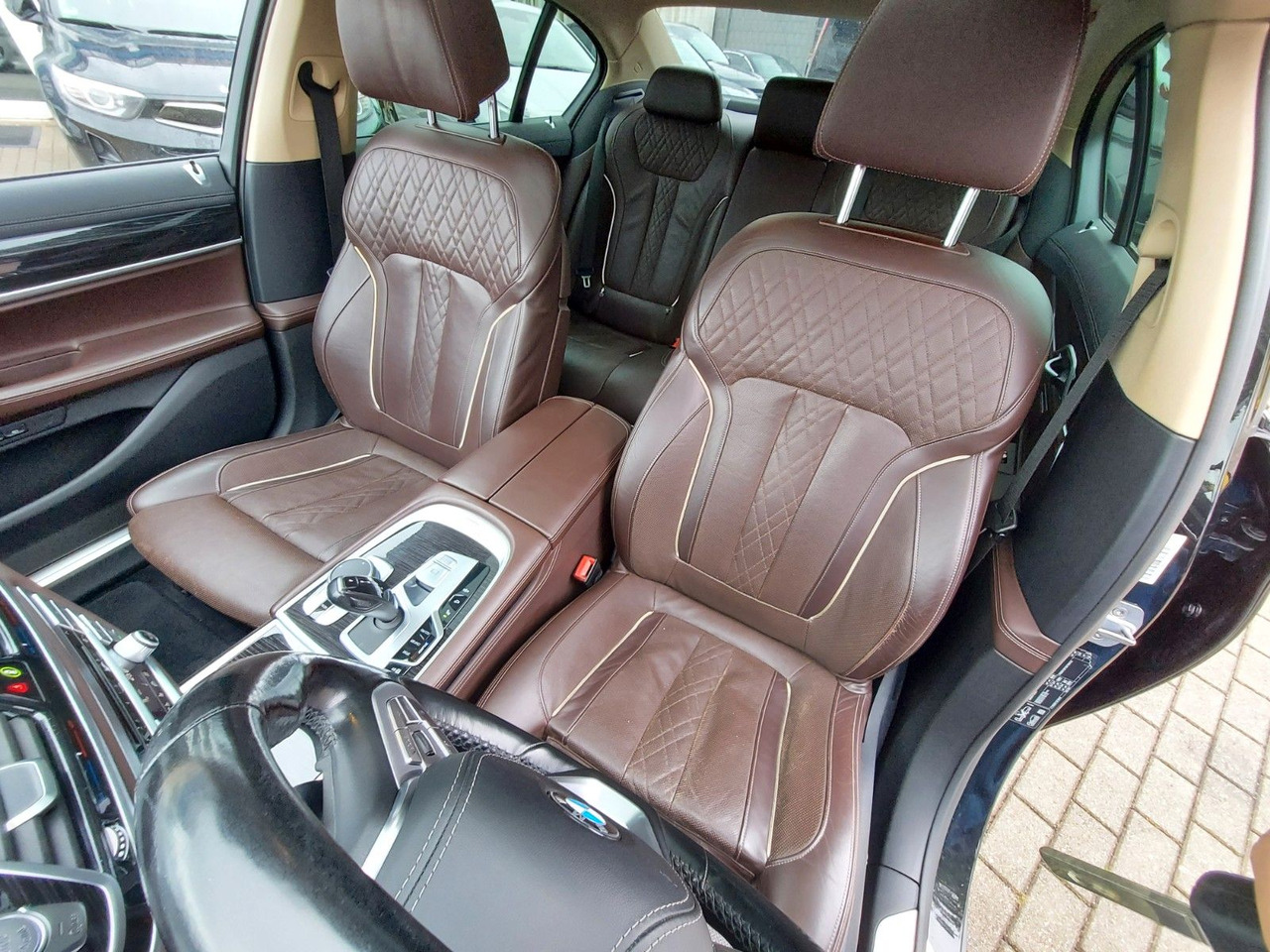 Sedan BMW 740 Baureihe 7 Lim 740 d xDrive Glasdach ACC: picture 21