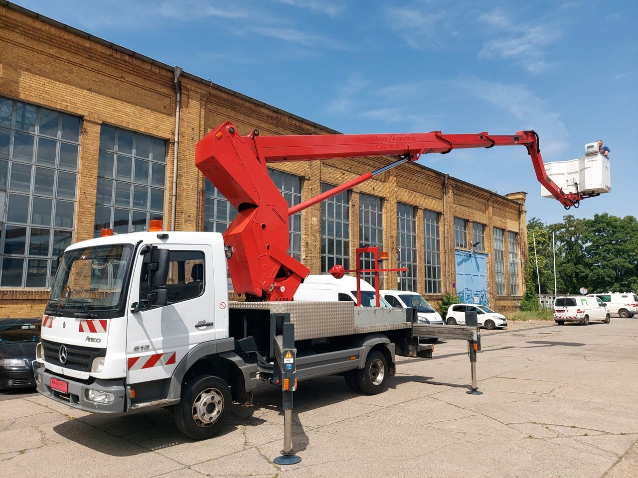 Mercedes-Benz Atego 2 4-Zyl. 4x2 RUTHMANN T270 27 METER - Truck mounted aerial platform: picture 1 Mercedes-Benz Atego 2 4-Zyl. 4x2 RUTHMANN T270 27 METER - Truck mounted aerial platform: picture 1