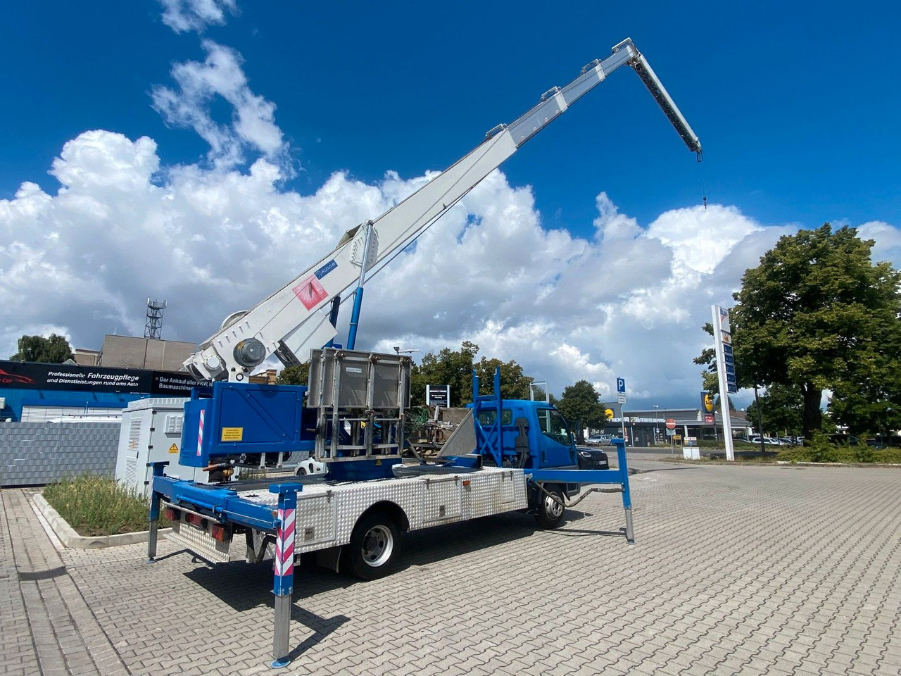 Mitsubishi CANTER DACHDECKER KLAAS AUTOKRAN - Mobile crane: picture 3 Mitsubishi CANTER DACHDECKER KLAAS AUTOKRAN - Mobile crane: picture 3