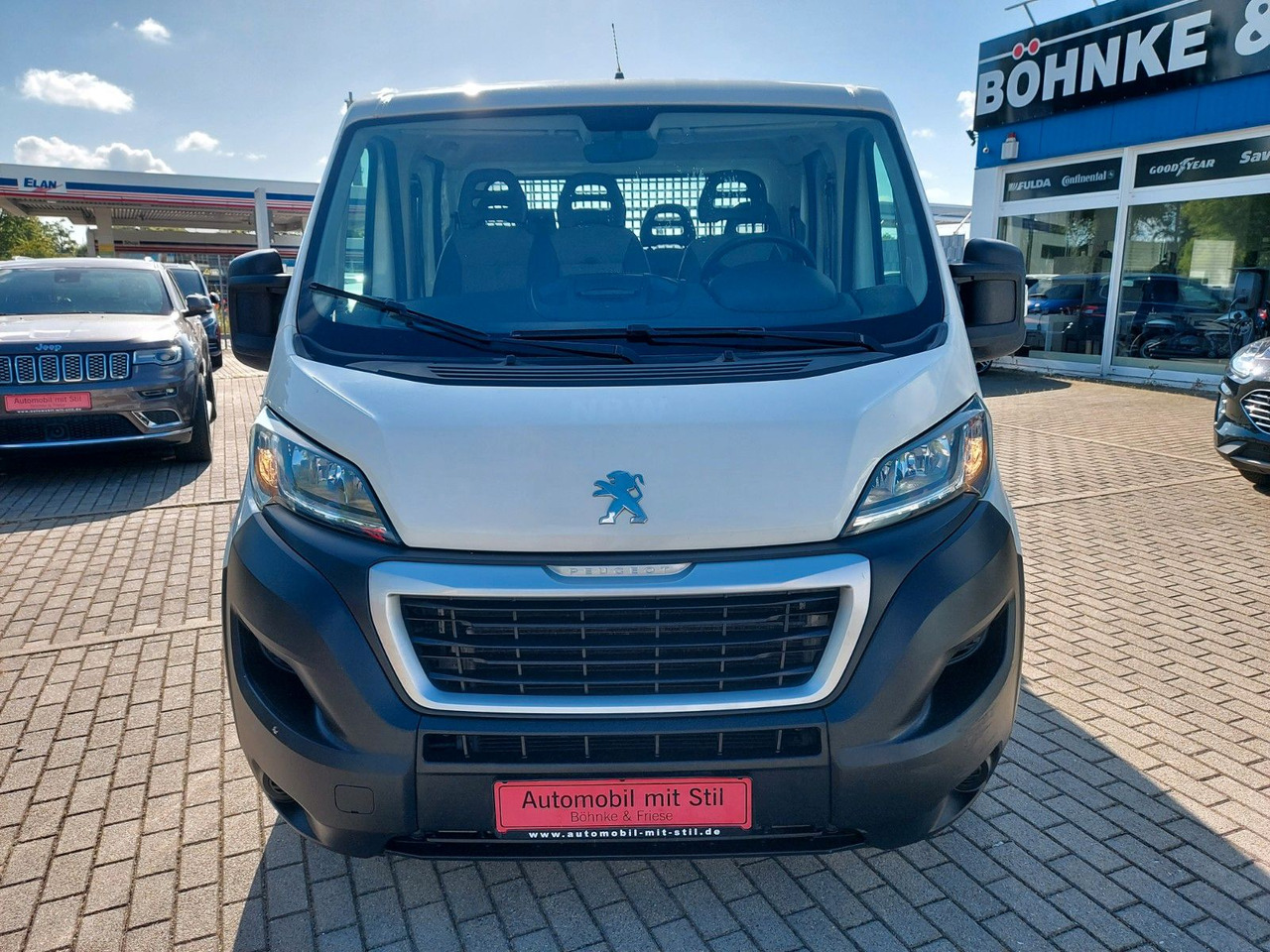 Peugeot Boxer Pritsche Doka. 335 L3 BlueHDi 130 Klima - Open body delivery van, Combi van: picture 2 Peugeot Boxer Pritsche Doka. 335 L3 BlueHDi 130 Klima - Open body delivery van, Combi van: picture 2