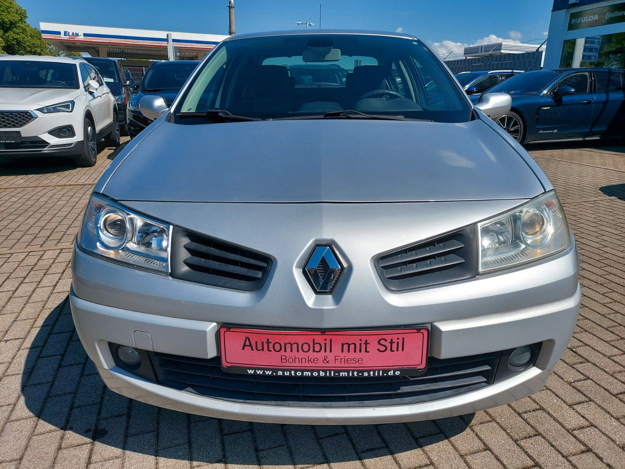 Renault Megane II Classic Lim. Avantage Klima Allwetter - Sedan: picture 2 Renault Megane II Classic Lim. Avantage Klima Allwetter - Sedan: picture 2