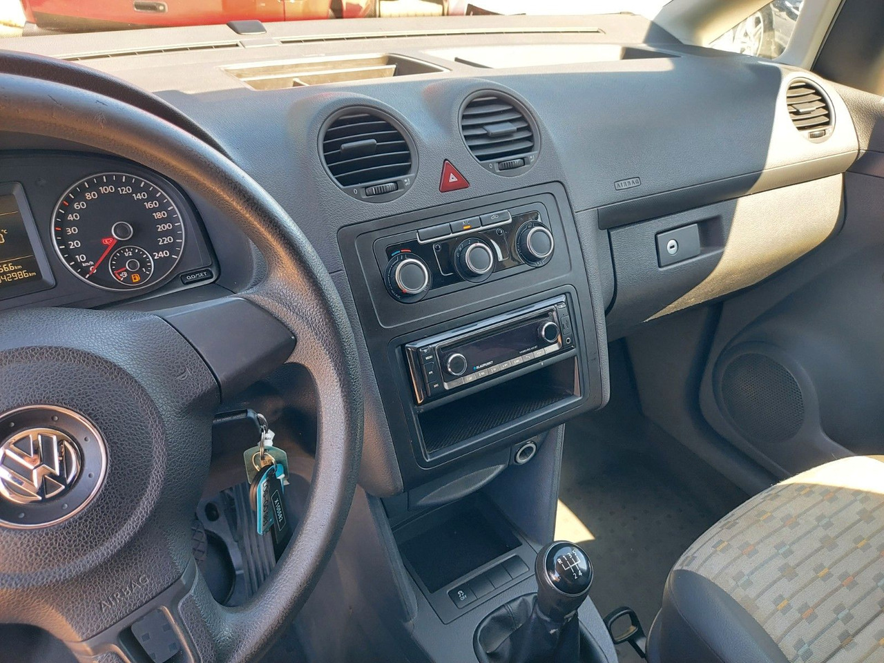 Passenger van Volkswagen Caddy Kasten Kombi 2 Sitze Klima M+S: picture 11