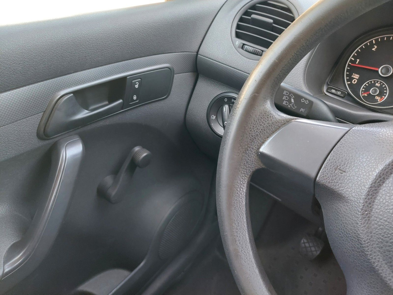 Passenger van Volkswagen Caddy Kasten Kombi 2 Sitze Klima M+S: picture 13