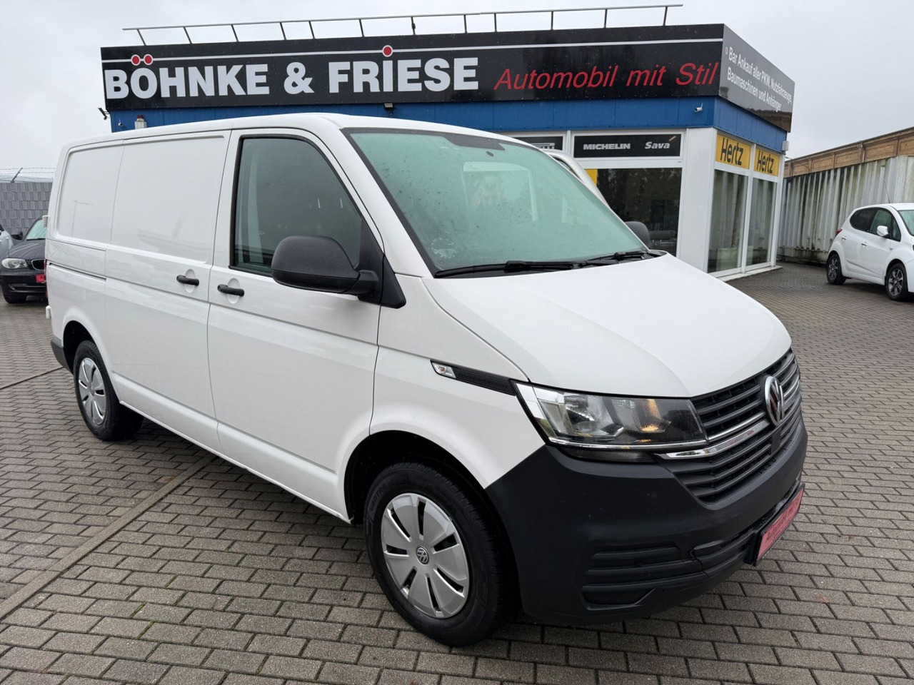 Volkswagen T6.1 Transporter Kasten DSG SHZ PDC - Passenger van: picture 1 Volkswagen T6.1 Transporter Kasten DSG SHZ PDC - Passenger van: picture 1