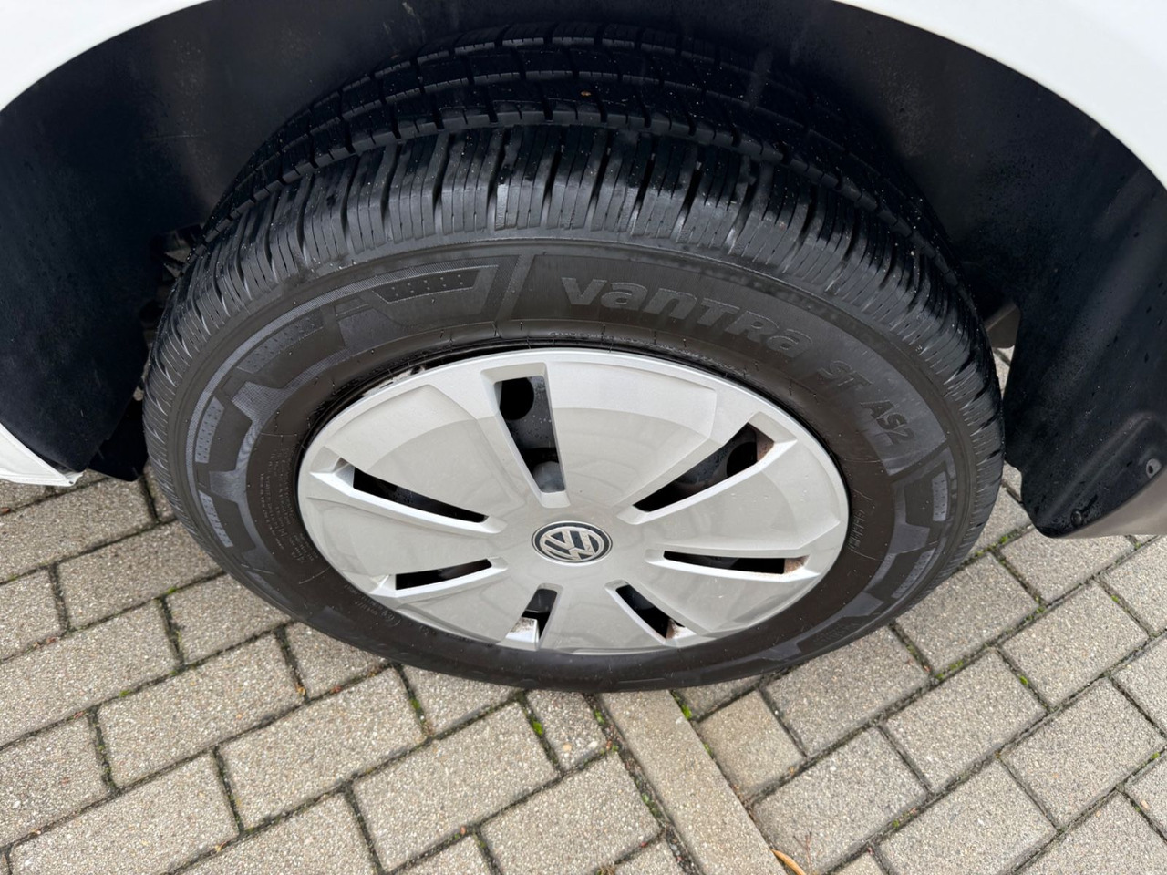 Volkswagen T6.1 Transporter Kasten DSG SHZ PDC - Passenger van: picture 5 Volkswagen T6.1 Transporter Kasten DSG SHZ PDC - Passenger van: picture 5