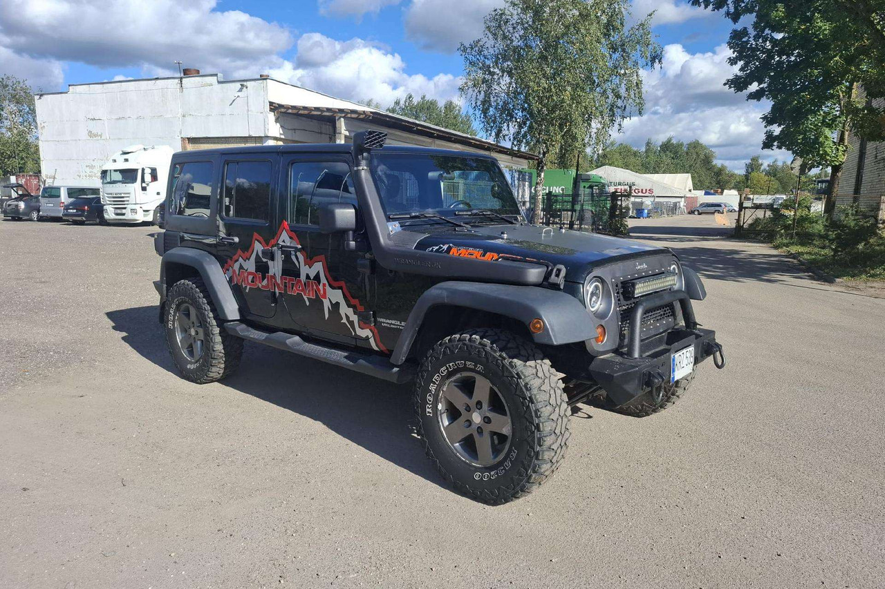 Jeep Wrangler - SUV: picture 1 Jeep Wrangler - SUV: picture 1