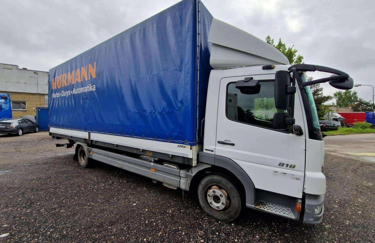 Mercedes-Benz Atego - Curtain side truck: picture 1 Mercedes-Benz Atego - Curtain side truck: picture 1