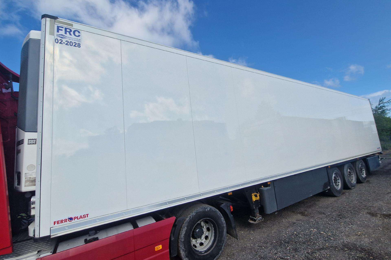 Schmitz - Refrigerator semi-trailer: picture 2 Schmitz - Refrigerator semi-trailer: picture 2