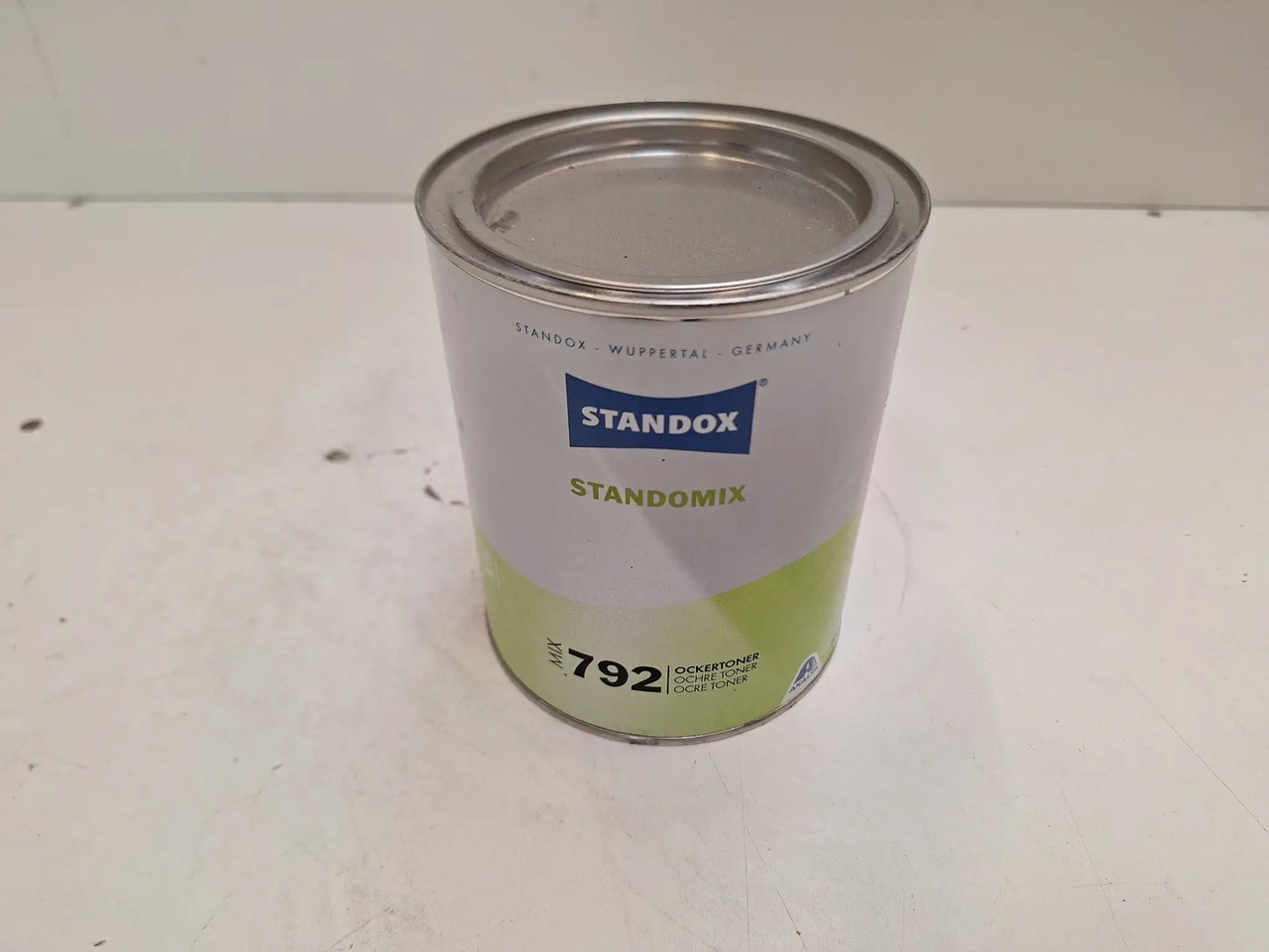 1 Dose Standomix (Standox) - Garage equipment: picture 1 1 Dose Standomix (Standox) - Garage equipment: picture 1