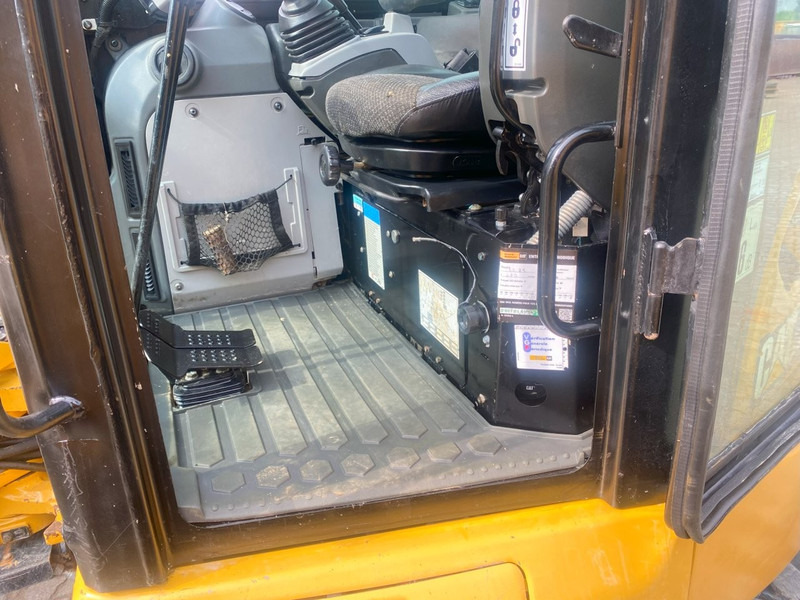 Caterpillar 305E2 NVT - Mini excavator: picture 4 Caterpillar 305E2 NVT - Mini excavator: picture 4