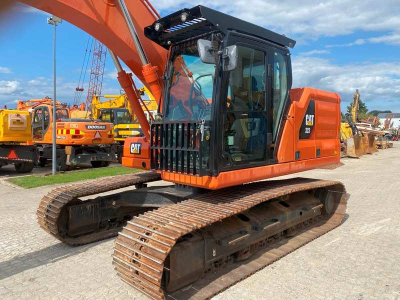 Caterpillar 323 Next Gen NVT - Crawler excavator: picture 4 Caterpillar 323 Next Gen NVT - Crawler excavator: picture 4