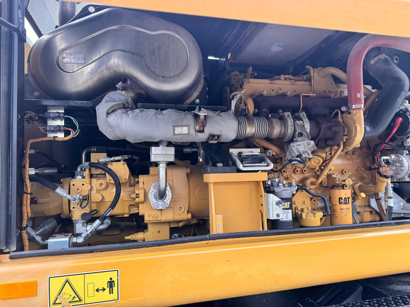 Wheel excavator Caterpillar M320F NVT: picture 13