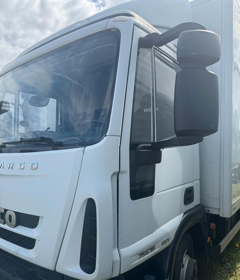Iveco 75e190 - Box truck: picture 4 Iveco 75e190 - Box truck: picture 4