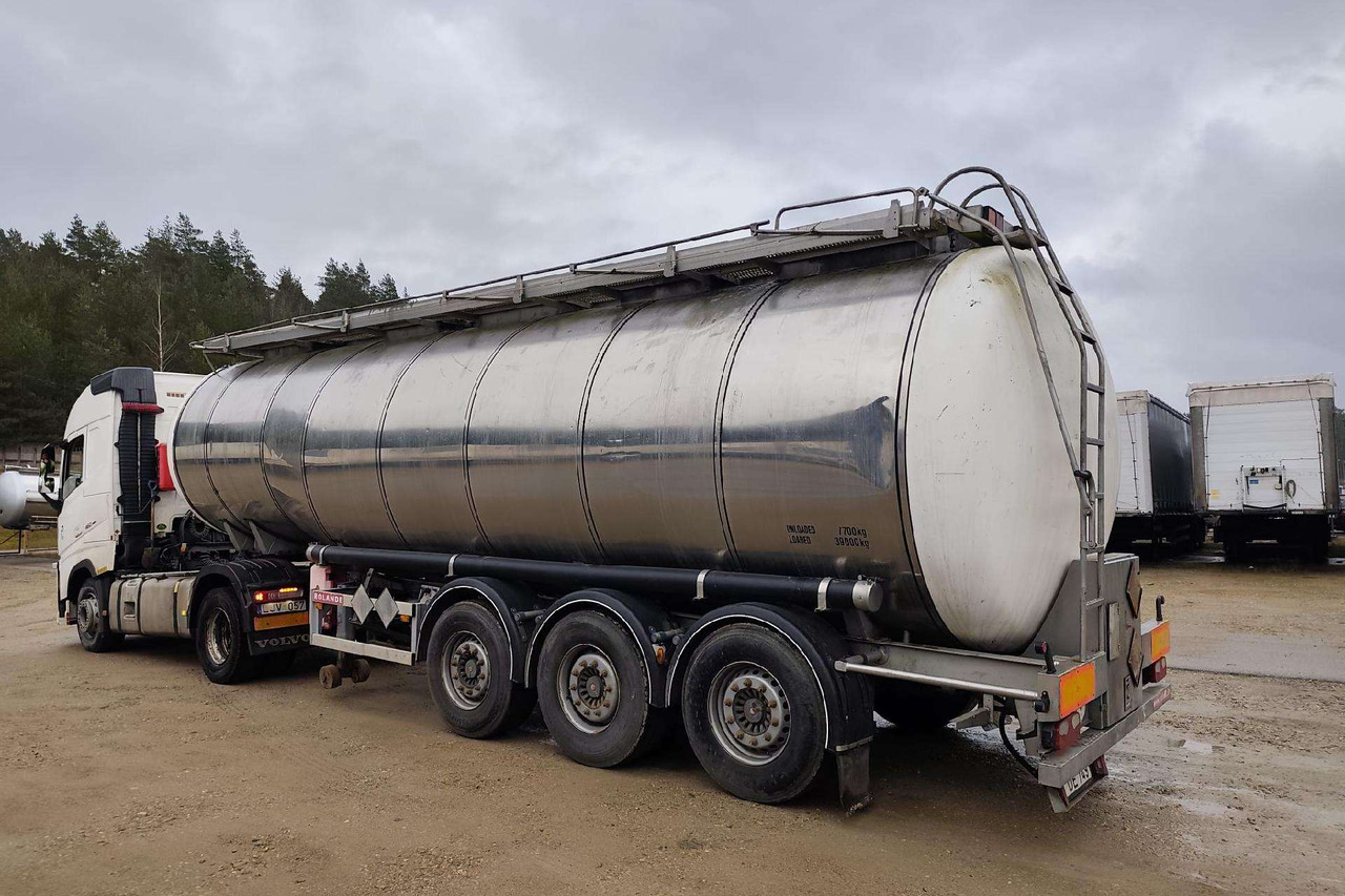 -Kita- - Tanker semi-trailer: picture 2 -Kita- - Tanker semi-trailer: picture 2