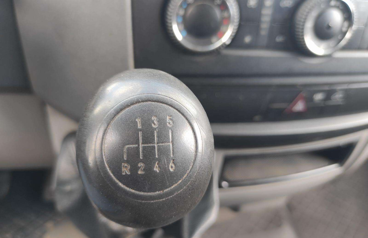 Panel van Mercedes-Benz Sprinter: picture 10