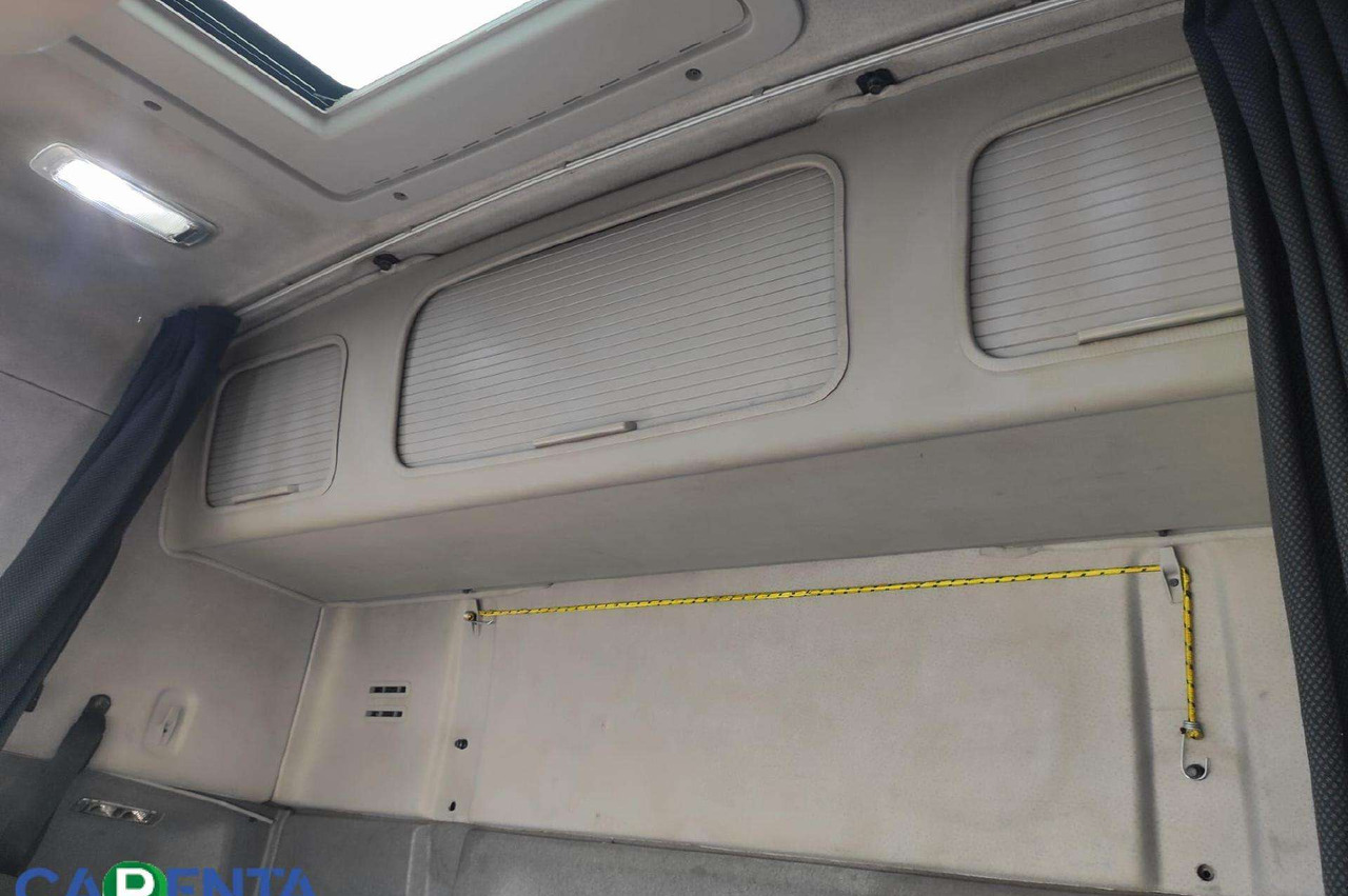 Tractor unit Volvo FH: picture 12