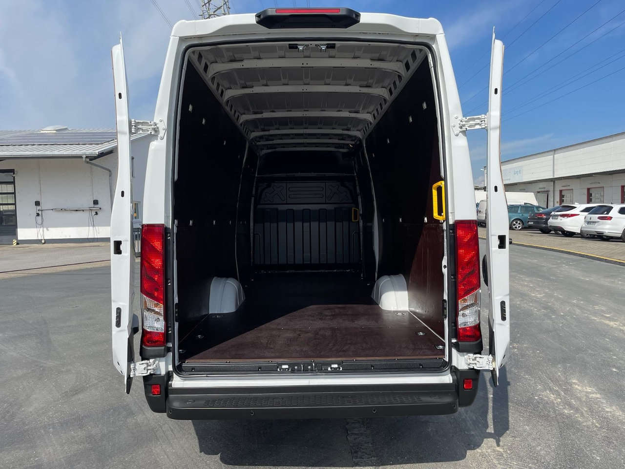 Iveco Daily 35S16 L4H2 Kastenwagen/GARANTIE/4680mm/AC leasing Iveco Daily 35S16 L4H2 Kastenwagen/GARANTIE/4680mm/AC: picture 15