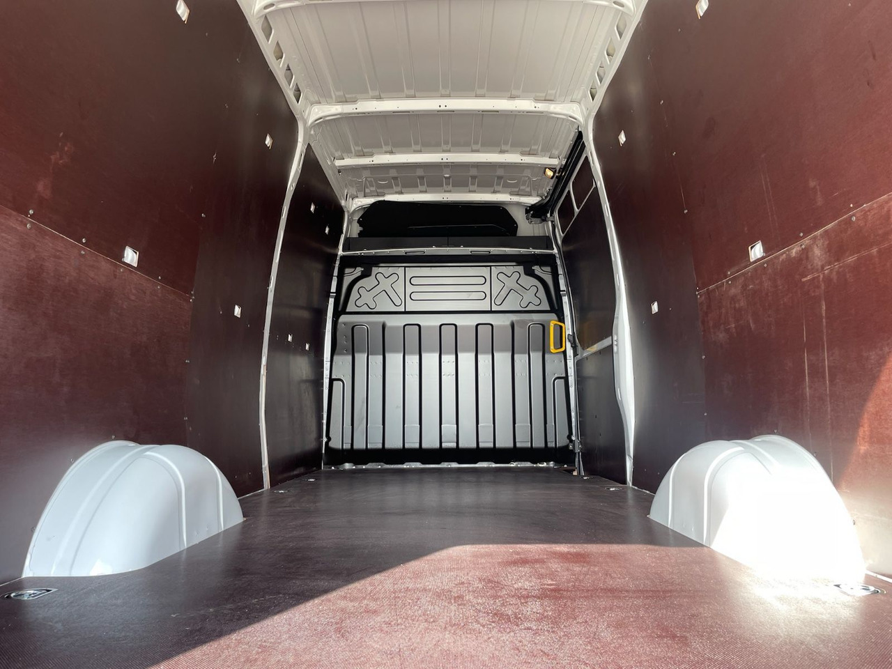 Iveco Daily 35S16 L4H2 Kastenwagen/GARANTIE/4680mm/AC leasing Iveco Daily 35S16 L4H2 Kastenwagen/GARANTIE/4680mm/AC: picture 16