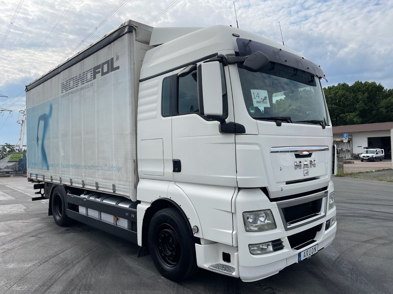 MAN TGX 18.440 4x2 BL Pritsche+Plane/AC/2xBett/EU5 - Curtain side truck: picture 1 MAN TGX 18.440 4x2 BL Pritsche+Plane/AC/2xBett/EU5 - Curtain side truck: picture 1