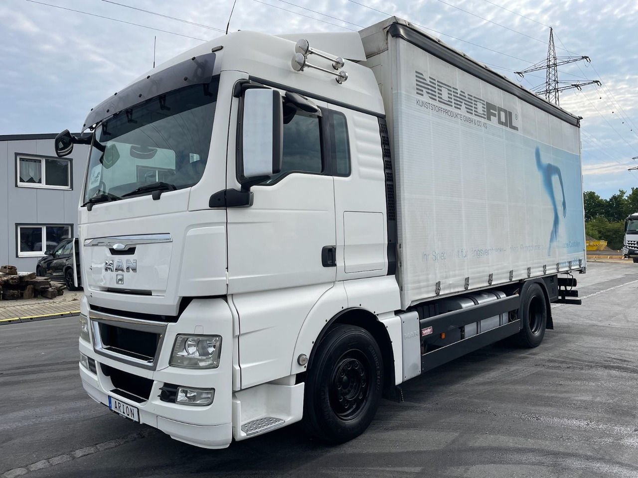 MAN TGX 18.440 4x2 BL Pritsche+Plane/AC/2xBett/EU5 - Curtain side truck: picture 3 MAN TGX 18.440 4x2 BL Pritsche+Plane/AC/2xBett/EU5 - Curtain side truck: picture 3