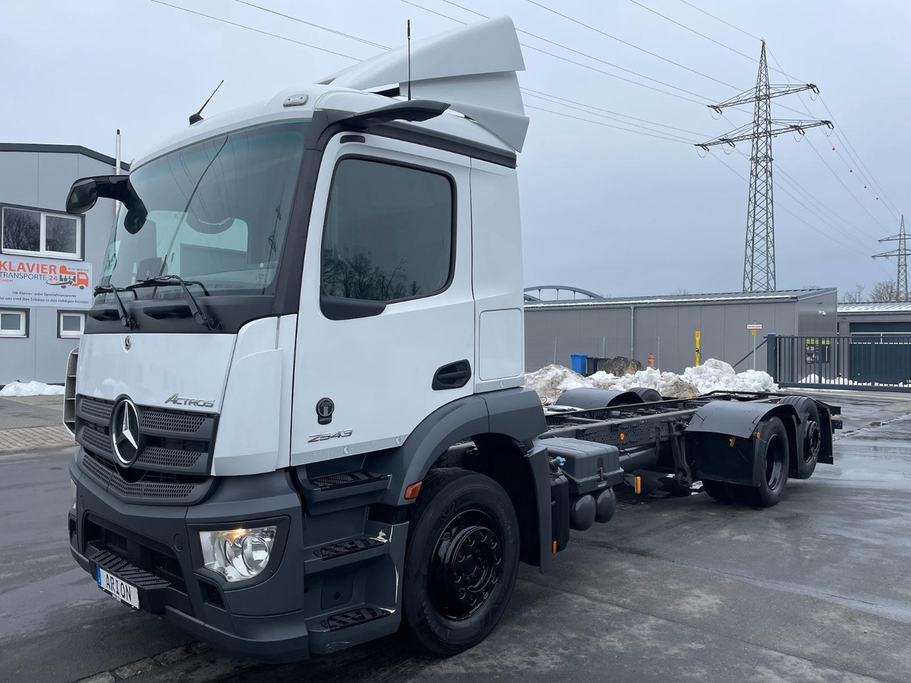 Mercedes-Benz Actros 2543 6x2 Chassis/MJ2021/Retarder/NLA/EU6d - Cab chassis truck: picture 3 Mercedes-Benz Actros 2543 6x2 Chassis/MJ2021/Retarder/NLA/EU6d - Cab chassis truck: picture 3