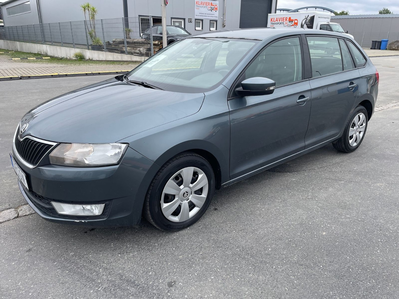 Skoda Rapid Spaceback Ambition - Estate car: picture 3 Skoda Rapid Spaceback Ambition - Estate car: picture 3