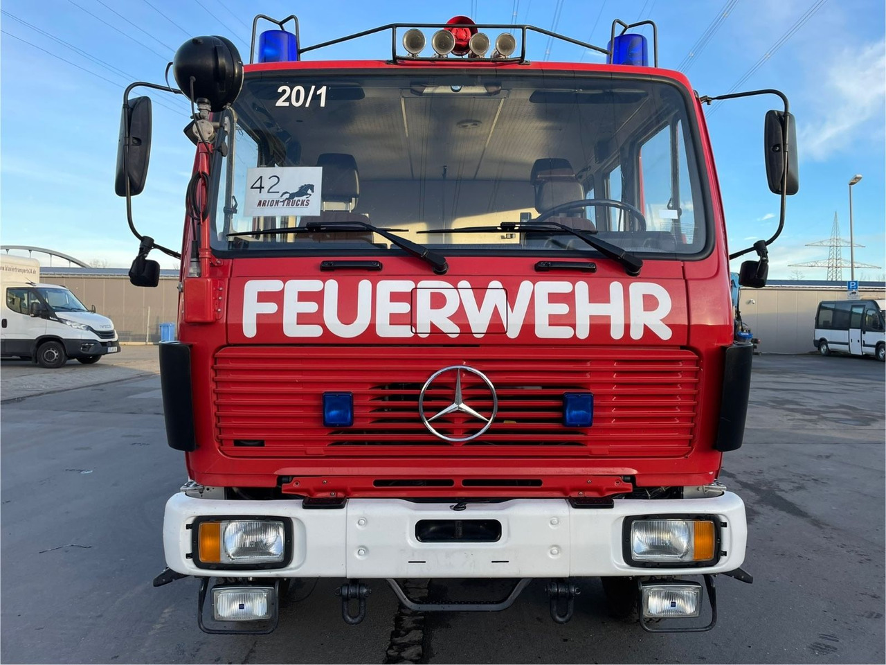 Mercedes-Benz 1222 AF 4x4 Feuerwehr/TLF16/25/2440LTR/215h/DOKA - Truck: picture 2 Mercedes-Benz 1222 AF 4x4 Feuerwehr/TLF16/25/2440LTR/215h/DOKA - Truck: picture 2
