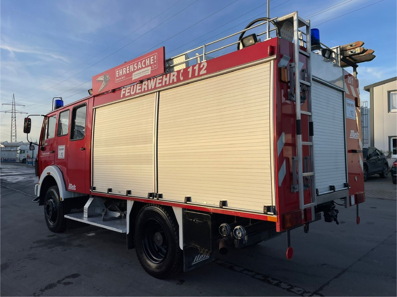 Mercedes-Benz 1222 AF 4x4 Feuerwehr/TLF16/25/2440LTR/215h/DOKA - Truck: picture 5 Mercedes-Benz 1222 AF 4x4 Feuerwehr/TLF16/25/2440LTR/215h/DOKA - Truck: picture 5