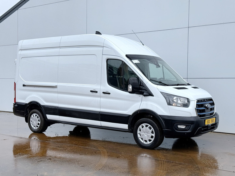 Ford E-Transit 68kWh 184PK L3H3 317km WLTP 97.5% (SOH) BEV Snelladen 350 360° Camera Climate Control Cruise Control Navigatie Carplay Parkeersensoren voor achter - Panel van, Electric van: picture 5 Ford E-Transit 68kWh 184PK L3H3 317km WLTP 97.5% (SOH) BEV Snelladen 350 360° Camera Climate Control Cruise Control Navigatie Carplay Parkeersensoren voor achter - Panel van, Electric van: picture 5