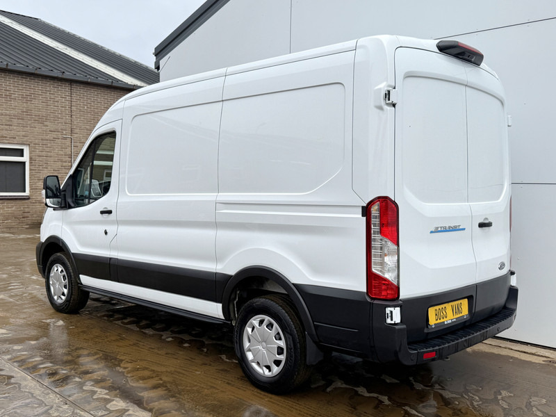 Ford E-Transit 68kWh 317km WLTP 135kWh Snelladen L2H2 Climate Control Cruise Control Tachograaf Camera Stoelverwarming Parkeersensoren voor achter - Panel van, Electric van: picture 2 Ford E-Transit 68kWh 317km WLTP 135kWh Snelladen L2H2 Climate Control Cruise Control Tachograaf Camera Stoelverwarming Parkeersensoren voor achter - Panel van, Electric van: picture 2