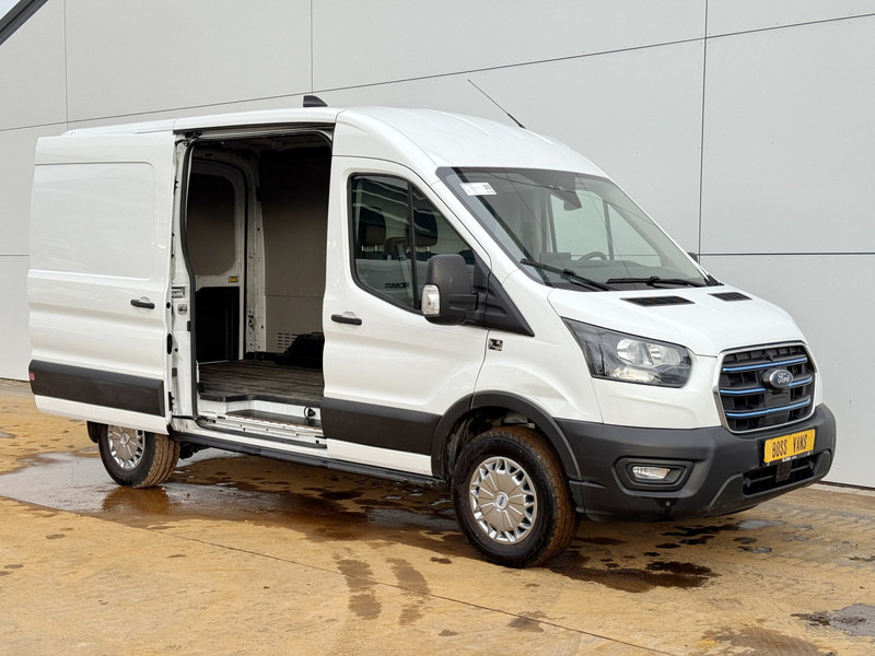 Ford E-Transit 89kWh Elektrisch BEV 97.3% (SOH) 89kWh 402km WLTP BEV Snelladen L2H2 Climate Control Carplay 360° Camera Stoelverwarming Parkeersensoren voor achter - Panel van, Electric van: picture 5 Ford E-Transit 89kWh Elektrisch BEV 97.3% (SOH) 89kWh 402km WLTP BEV Snelladen L2H2 Climate Control Carplay 360° Camera Stoelverwarming Parkeersensoren voor achter - Panel van, Electric van: picture 5