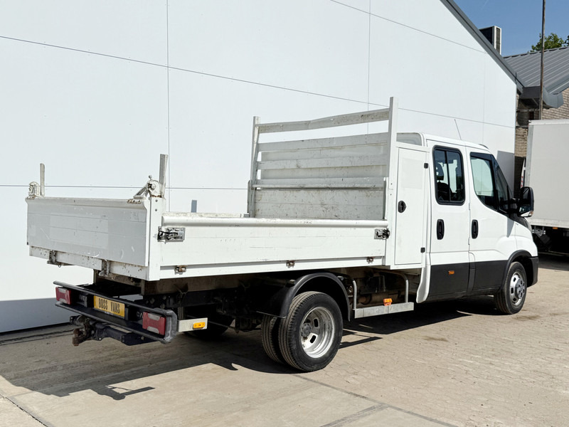 Iveco Daily 35C14 Kipper Dubbele Cabine Dubbellucht Trekhaak Airco Cruise Control Lucht Geveerde Stoel - Tipper van, Combi van: picture 4 Iveco Daily 35C14 Kipper Dubbele Cabine Dubbellucht Trekhaak Airco Cruise Control Lucht Geveerde Stoel - Tipper van, Combi van: picture 4