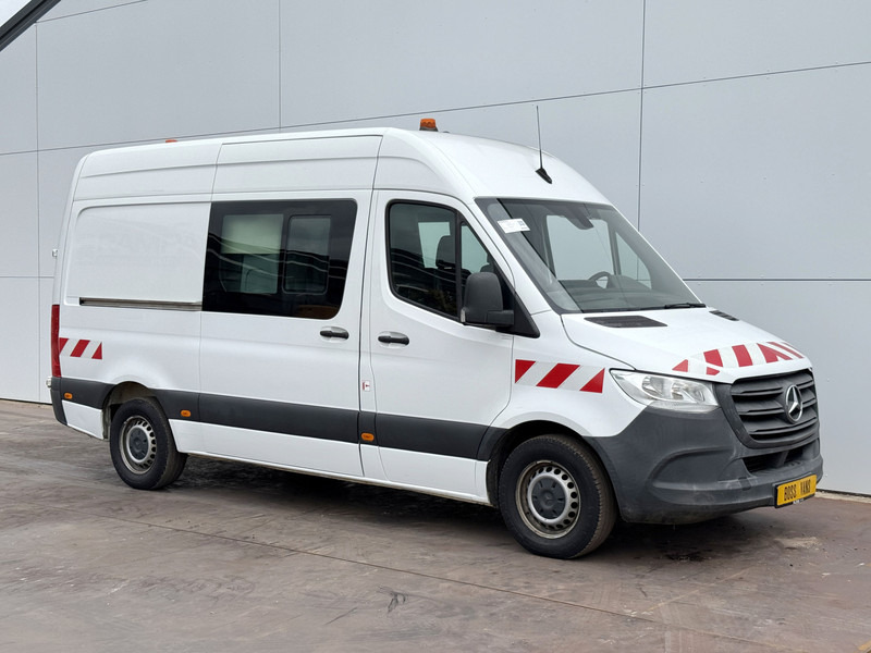 Mercedes-Benz Sprinter 314 2.2 CDI L2H2 Dubbele Cabine Climate Control Cruise Control Camera Trekhaak Lucht geveerde stoel - Panel van, Combi van: picture 4 Mercedes-Benz Sprinter 314 2.2 CDI L2H2 Dubbele Cabine Climate Control Cruise Control Camera Trekhaak Lucht geveerde stoel - Panel van, Combi van: picture 4
