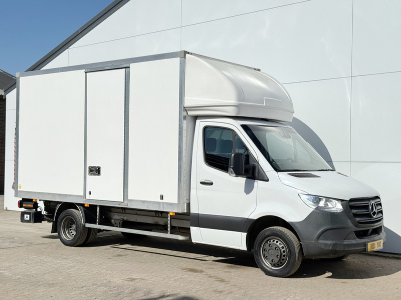 Mercedes-Benz Sprinter 514 2.2 CDI Dubbellucht Laadklep Airco Cruise Control Bakwagen Meubelbak Koffer - Closed box van: picture 4 Mercedes-Benz Sprinter 514 2.2 CDI Dubbellucht Laadklep Airco Cruise Control Bakwagen Meubelbak Koffer - Closed box van: picture 4