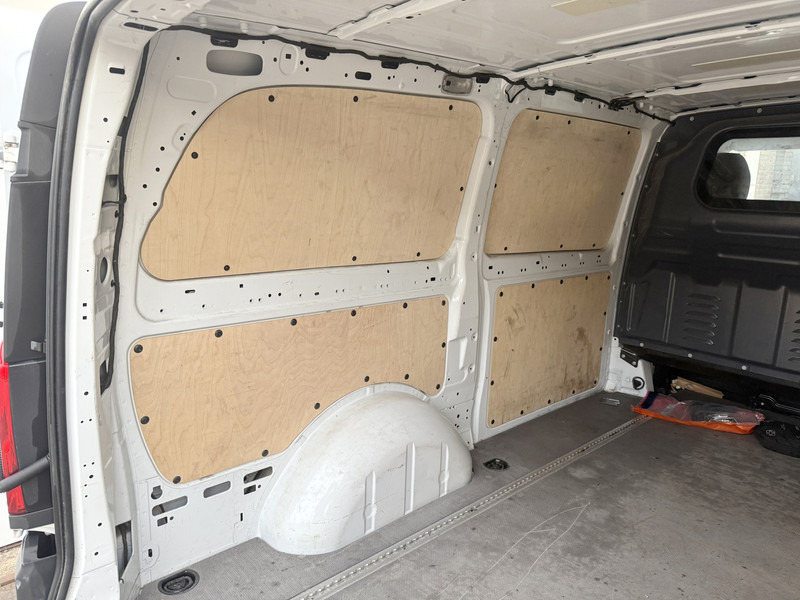 Mercedes-Benz Vito 116 1.9 CDI L2H1 Climate Control Cruise Control Camera Navigatie Stoelverwarming Parkeersensoren voor achter leasing Mercedes-Benz Vito 116 1.9 CDI L2H1 Climate Control Cruise Control Camera Navigatie Stoelverwarming Parkeersensoren voor achter: picture 12