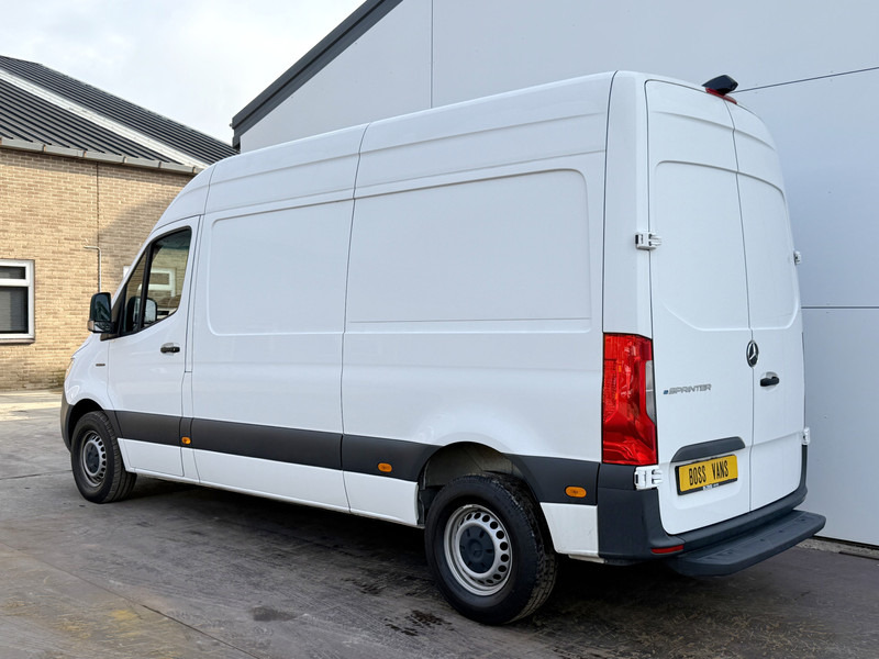 Mercedes-Benz eSprinter 312 L2H2 Elektrisch 41kWh 120pk Climate Control Camera Stoelverwarming - Panel van, Electric van: picture 2 Mercedes-Benz eSprinter 312 L2H2 Elektrisch 41kWh 120pk Climate Control Camera Stoelverwarming - Panel van, Electric van: picture 2