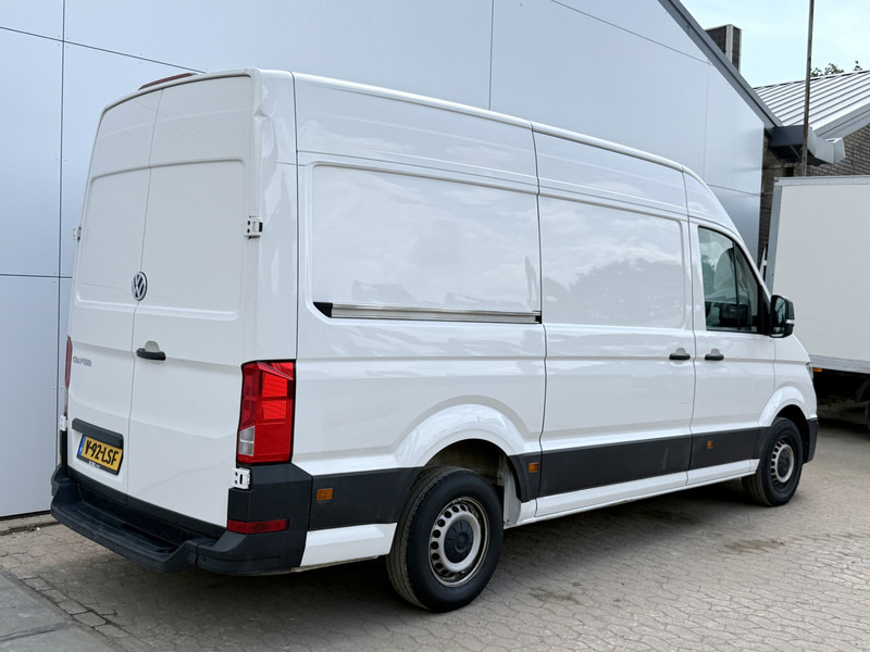 Volkswagen Crafter 2.0 TDI 140pk L3H3 Airco Cruise Control Carplay Parkeersensoren voor achter - Panel van: picture 3 Volkswagen Crafter 2.0 TDI 140pk L3H3 Airco Cruise Control Carplay Parkeersensoren voor achter - Panel van: picture 3