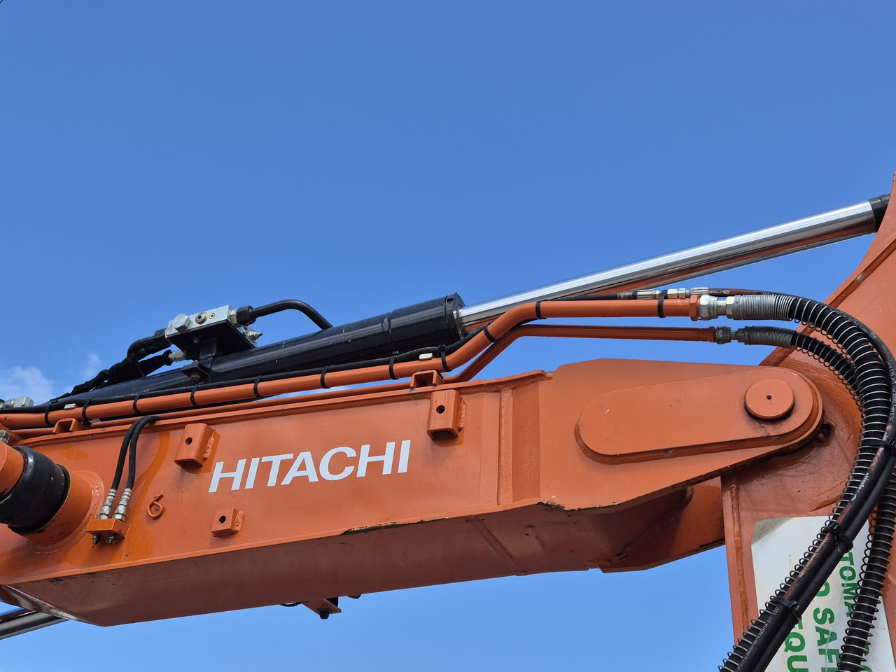 Mini excavator Hitachi ZX85USBR-6 2PB: picture 11