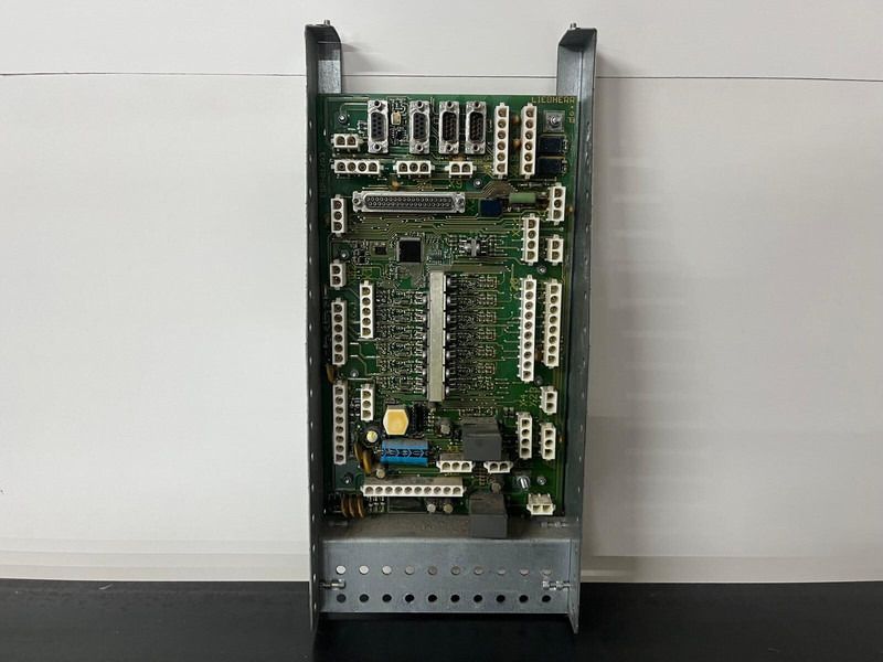 Liebherr - Electrical system: picture 1 Liebherr - Electrical system: picture 1