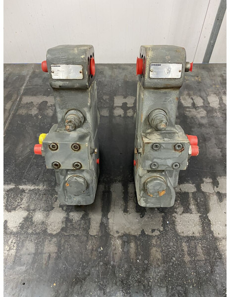 Liebherr - Hydraulics: picture 1 Liebherr - Hydraulics: picture 1