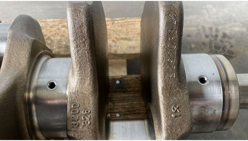 Liebherr - Crankshaft: picture 1 Liebherr - Crankshaft: picture 1